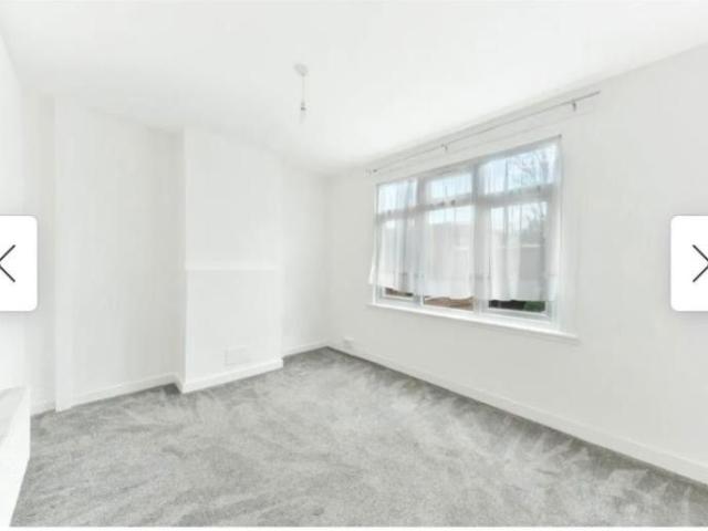 Gloucester Road, Croydon, Surrey CR0, 2 bed end terrace house to rent, £2,000 pcm | PrimeLocation
