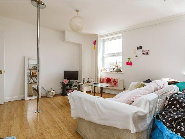 Gloucester Road, Bishopston, Bristol BS7, 2 bed shared accommodation to rent, £1,500 pcm | PrimeLocation