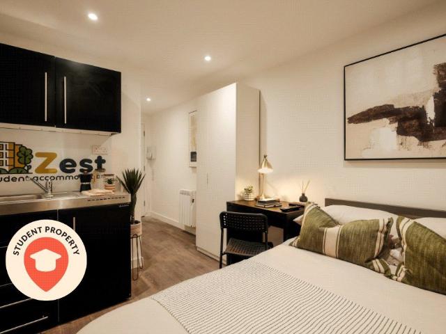 Gloucester Road North, Filton, Bristol, Gloucestershire BS34, 9 bed flat to rent, £6,360 pcm | PrimeLocation
