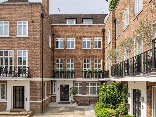 Gloucester Square, Hyde Park, London W2 6 bed terraced house to rent £30,333 pcm £7,000 pw
