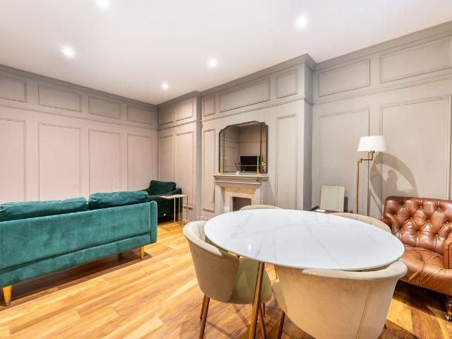 Gloucester Terrace, Bayswater, London W2, Studio to rent, £2,250 pcm | PrimeLocation
