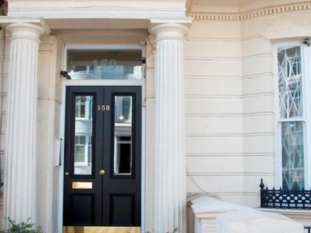 Gloucester Terrace, London, W2 Studio to rent £1,900 pcm £438 pw