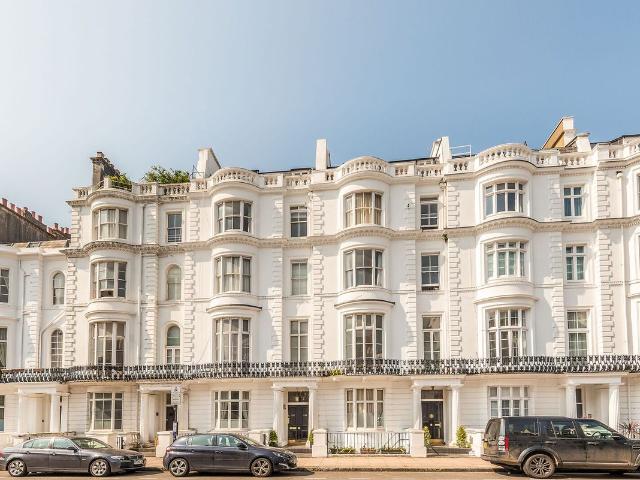 Gloucester Terrace, Paddington, London W2, 2 bed flat to rent, £3,300 pcm | PrimeLocation