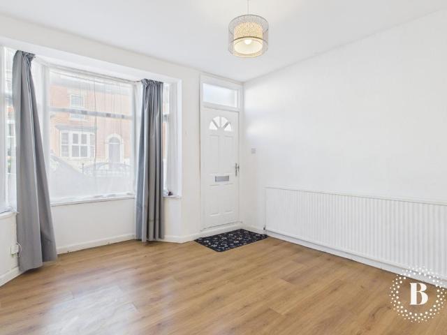 Glover Road, Lowfield, Sheffield, S8 3 bed terraced house to rent £1,100 pcm £254 pw
