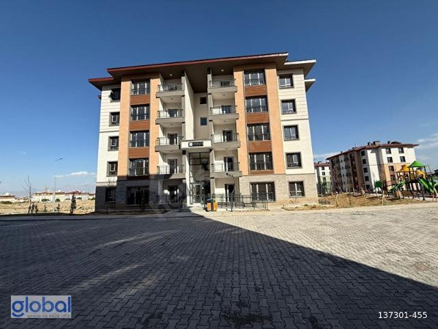 GLOBAL EMLAK YEŞİLHİSAR TOKİ'DE SATILIK 2,5+1 DAİRE