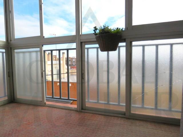GLOBAL MÖLLER vende Vivienda en Calle Canigó N. º 1, Edificio Ibiza. Centro Ciudad. Muy próximo a viales principales tal