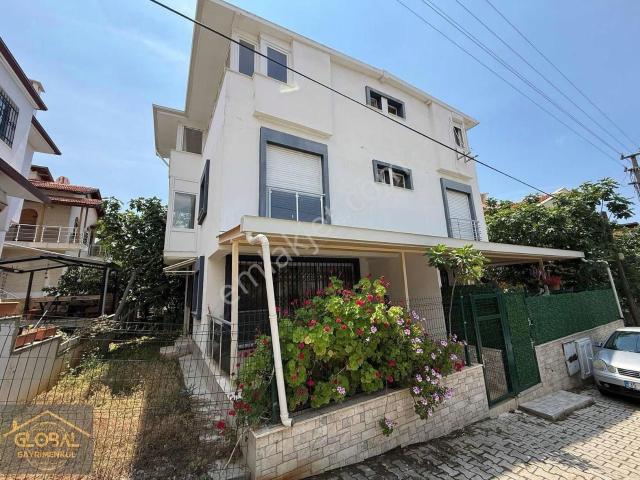 Global'den Denize 100 M. Kiralık Villa