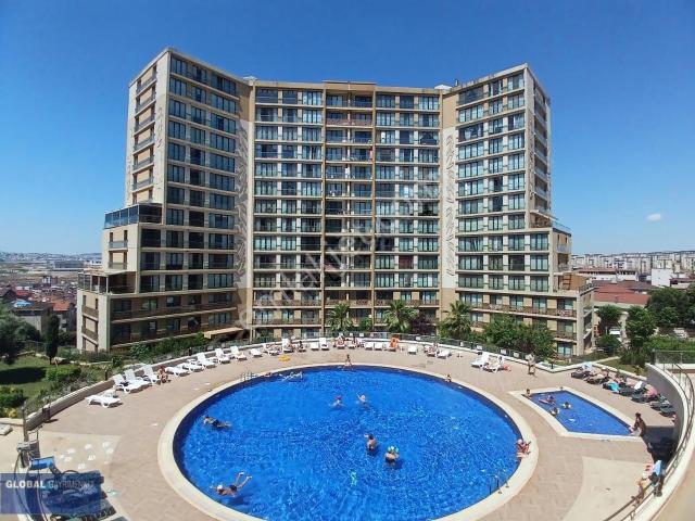 Global'den, Evora İstanbul'da, E Banyolu, 3 Balkonlu 3,5+1 Daire