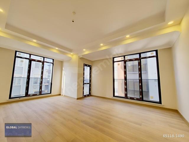 GLOBAL'DEN SİTE İÇİNDE 90 M2 İKİ BALKONLU ARA KAT 2+1 DAİRE