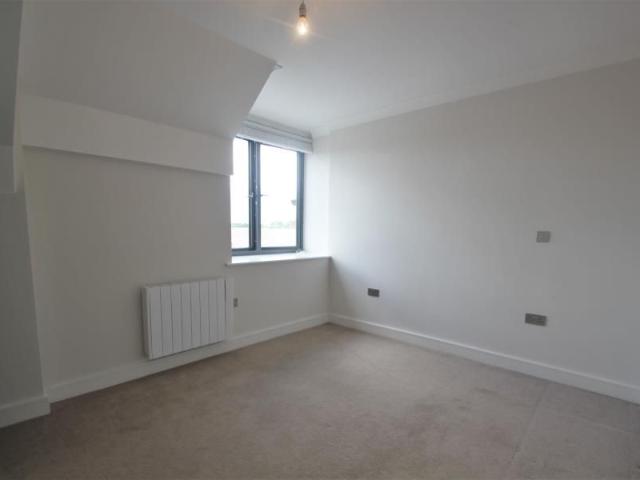 Globe House, West Byfleet 1 bedroomProperty for lettings Seymours