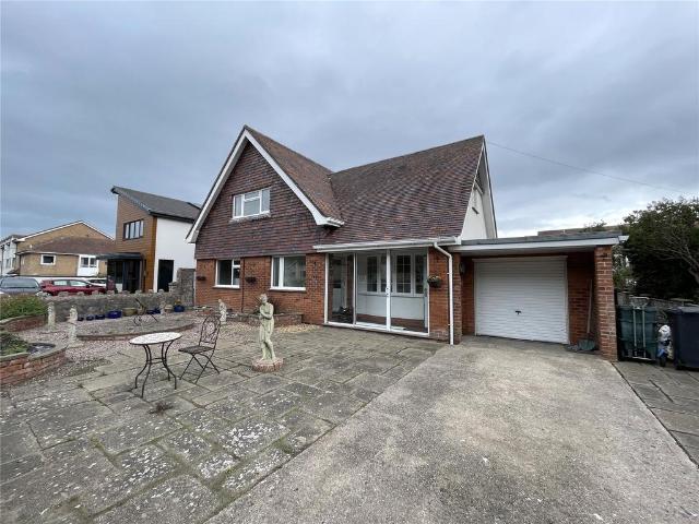 Gloddaeth Avenue, Llandudno, Conwy, LL30 3 bed detached house to rent £1,500 pcm £346 pw