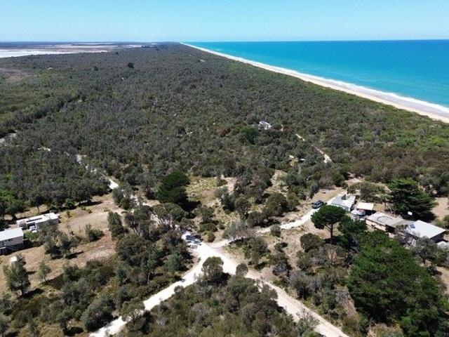 Spacious Coastal Block with Bushland Setting