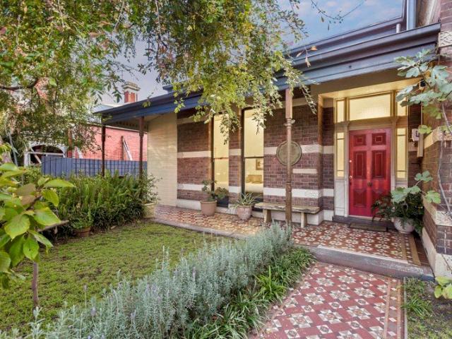 Glorious Victorian with Grand Proportions