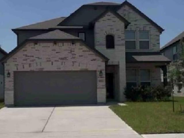 Glossy Oak Ln