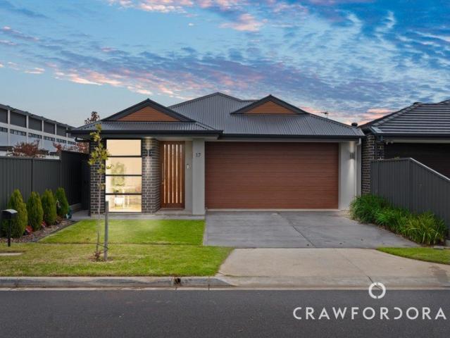 Glossy Single Storey Living in Contemporary Croydon Park Pocket