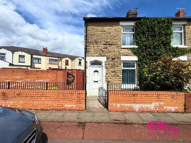 Gloster Street, Bolton BL2, 2 bed end terrace house to rent, £800 pcm | PrimeLocation