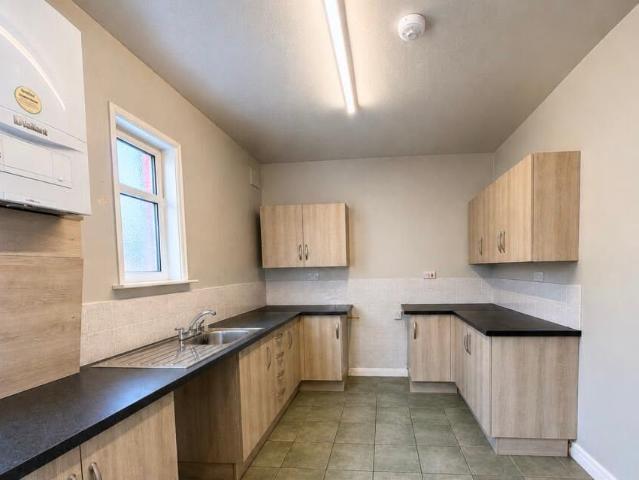 Gloster Street, Bolton BL2, 2 bed terraced house to rent, £875 pcm | PrimeLocation