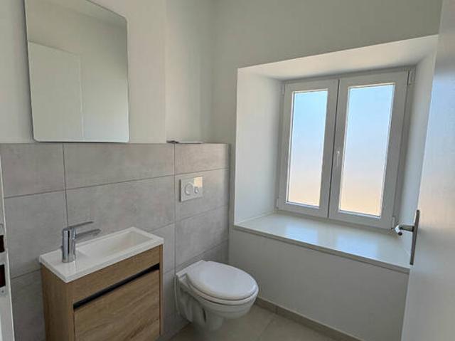 GLATIGNY F4 NEUF EN DUPLEX AVEC CUISINE EQUIPEE ET STATIONNEMENTS