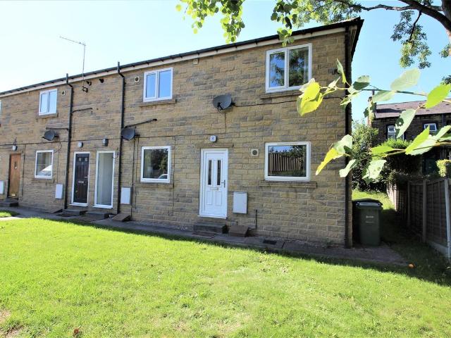 Gladstone Court, Pudsey, West Yorkshire, Leeds LS28, 2 bed flat to rent, £900 pcm | PrimeLocation