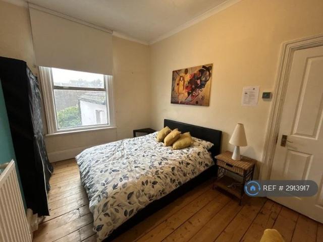Gladstone Place, Brighton, BN2 1 bed in a house share to rent £650 pcm £150 pw