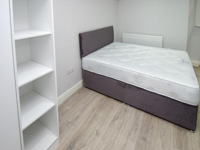 Gladstone Road, Watford WD17, Studio to rent, £850 pcm | PrimeLocation