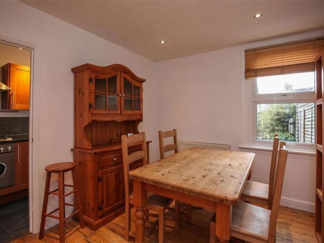 Gladwell Road, Bromley BR1, 2 bed property to rent, £1,850 pcm | PrimeLocation