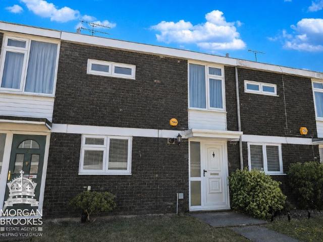 Gladwyns, Basildon SS15, 2 bed terraced house to rent, £1,500 pcm | PrimeLocation