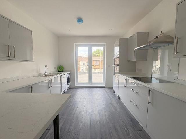 Gladys Avenue, Portsmouth PO2, 3 bed property to rent, £1,500 pcm | PrimeLocation