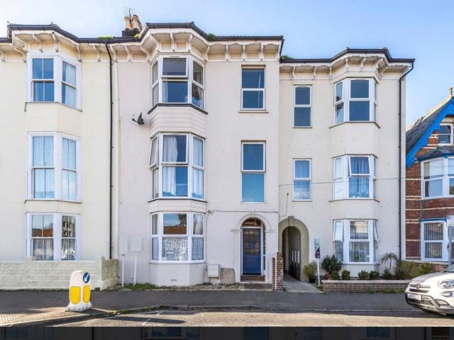 Glamis Street, Gatwick House PO21, 1 bed flat to rent, £850 pcm | PrimeLocation