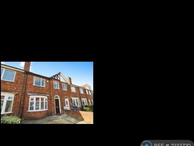 Glamis Road, Doncaster, DN2 3 bed terraced house to rent £950 pcm £219 pw