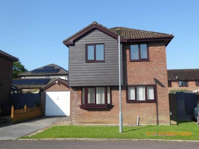 Glanamman, Ammanford, Carmarthenshire SA18, 3 bed detached house to rent, £900 pcm | PrimeLocation