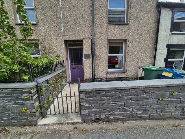 Glandwr Terrace, Blaenau Ffestiniog LL41, 2 bed terraced house to rent, £600 pcm | PrimeLocation