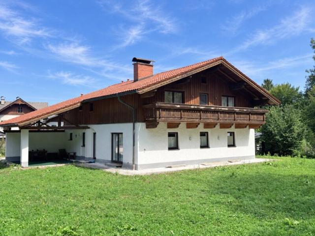 Glanegg Großzügiges Einfamilienhaus in idyllischer Grünlage