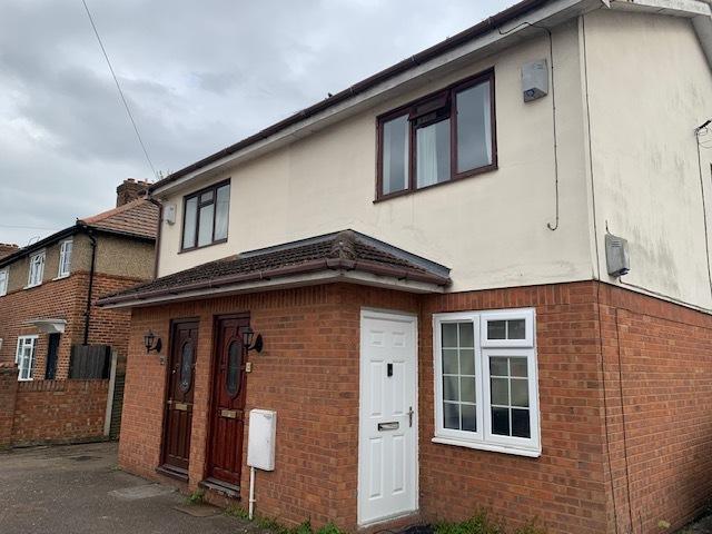 Glanmor Road Slough 1 bed maisonette to rent £1,300 pcm £300 pw