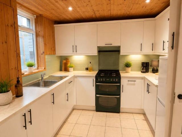 Glasgow City, G14 9PF, United Kingdom | 3 bed house for rent #168680827 | Rentberry