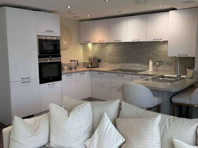 Glasgow City, G11 7BF, United Kingdom | 2 bed apartment for rent #171780478 | Rentberry