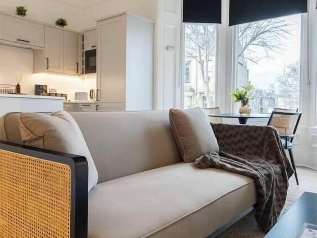Glasgow City, G12 8DT, United Kingdom | 1 bed apartment for rent #149474081 | Rentberry