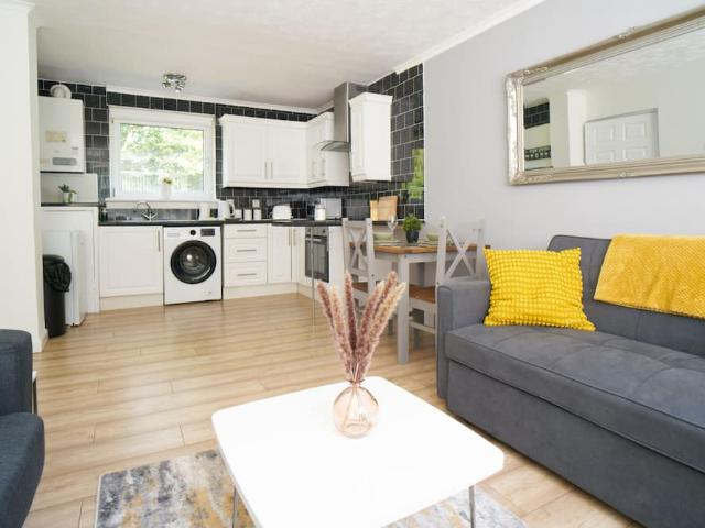 Glasgow City, G13 2AR, United Kingdom | 1 bed apartment for rent #103778103 | Rentberry