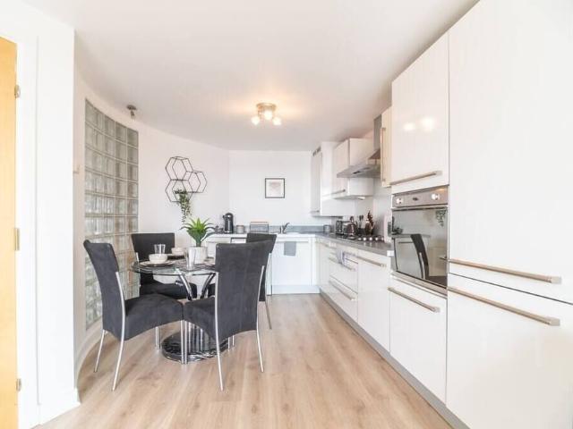 Glasgow City, G1 4NP, United Kingdom | 2 bed apartment for rent #114001607 | Rentberry