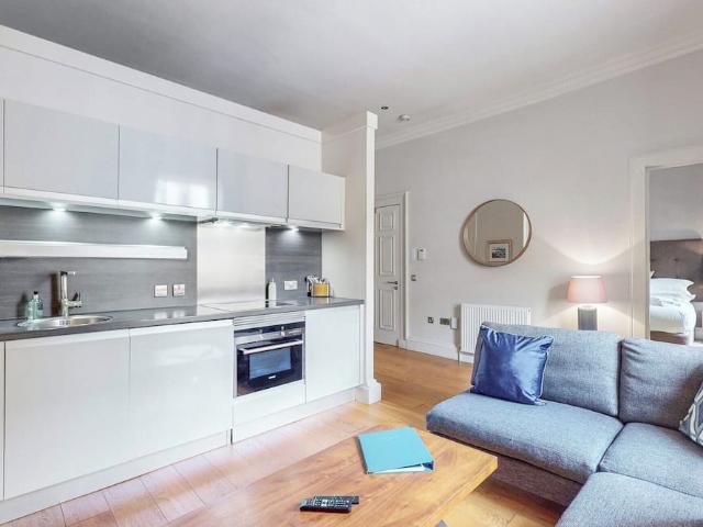 Glasgow City, G2 4QY, United Kingdom | 1 bed townhouse for rent #148742225 | Rentberry