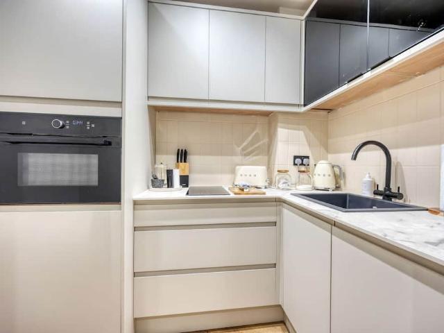 Glasgow City, G2 5QY, United Kingdom | 2 bed townhouse for rent #97268810 | Rentberry