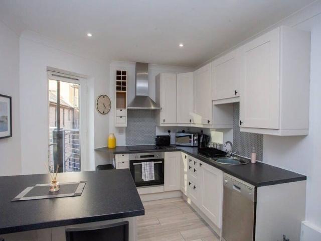 Glasgow City, G2 8PD, United Kingdom | 2 bed apartment for rent #95686755 | Rentberry