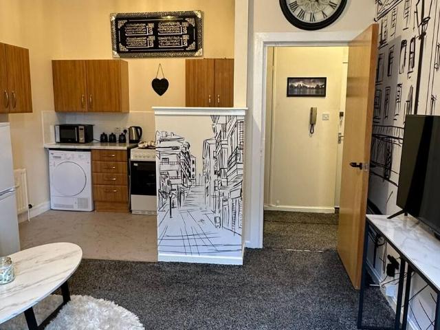 Glasgow City, G3 7HF, United Kingdom | 1 bed apartment for rent #96037886 | Rentberry