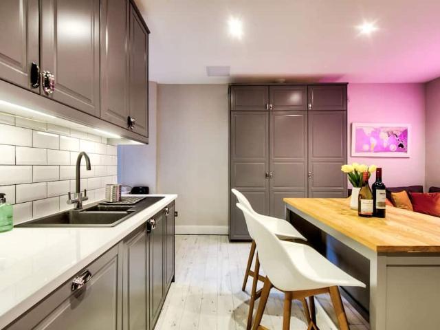 Glasgow City, G3 7TX, United Kingdom | 3 bed apartment for rent #97242149 | Rentberry