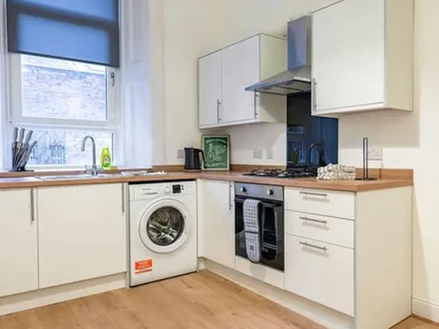 Glasgow City, G3 6RU, United Kingdom | 2 bed apartment for rent #165097017 | Rentberry