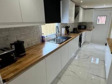 Glasgow City, G3 6TX, United Kingdom | 3 bed house for rent #128024865 | Rentberry