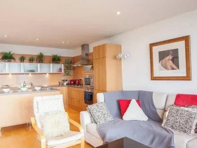 Glasgow City, G3 8JN, United Kingdom | 2 bed apartment for rent #165044367 | Rentberry