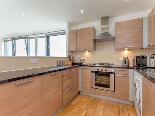 Glasgow City, G3 8LZ, United Kingdom | 2 bed apartment for rent #96320474 | Rentberry
