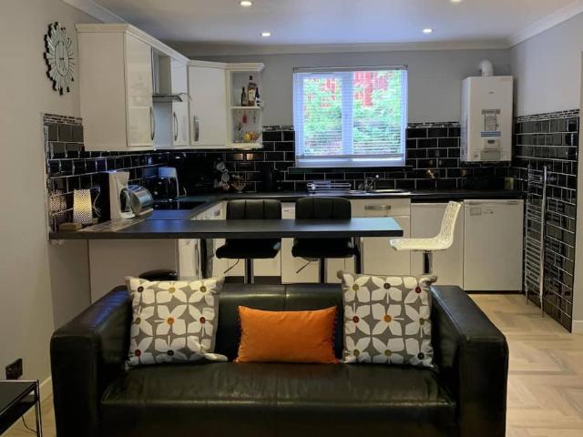 Glasgow City, G42 9UX, United Kingdom | 1 bed apartment for rent #97877270 | Rentberry