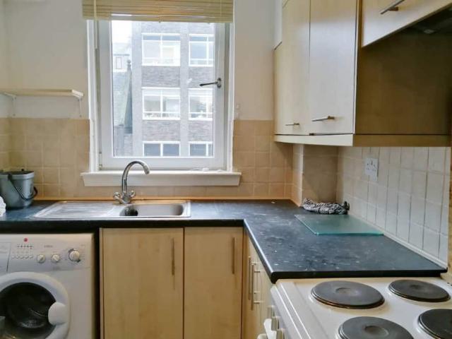 Glasgow City, G4 9DE, United Kingdom | 3 bed apartment for rent #176013645 | Rentberry